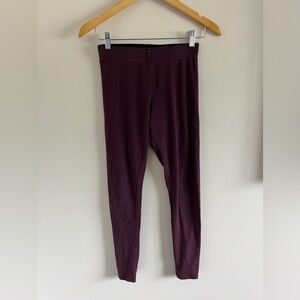 Burgundy High-Waisted Leggings – Size Small | Stylish & Comfy